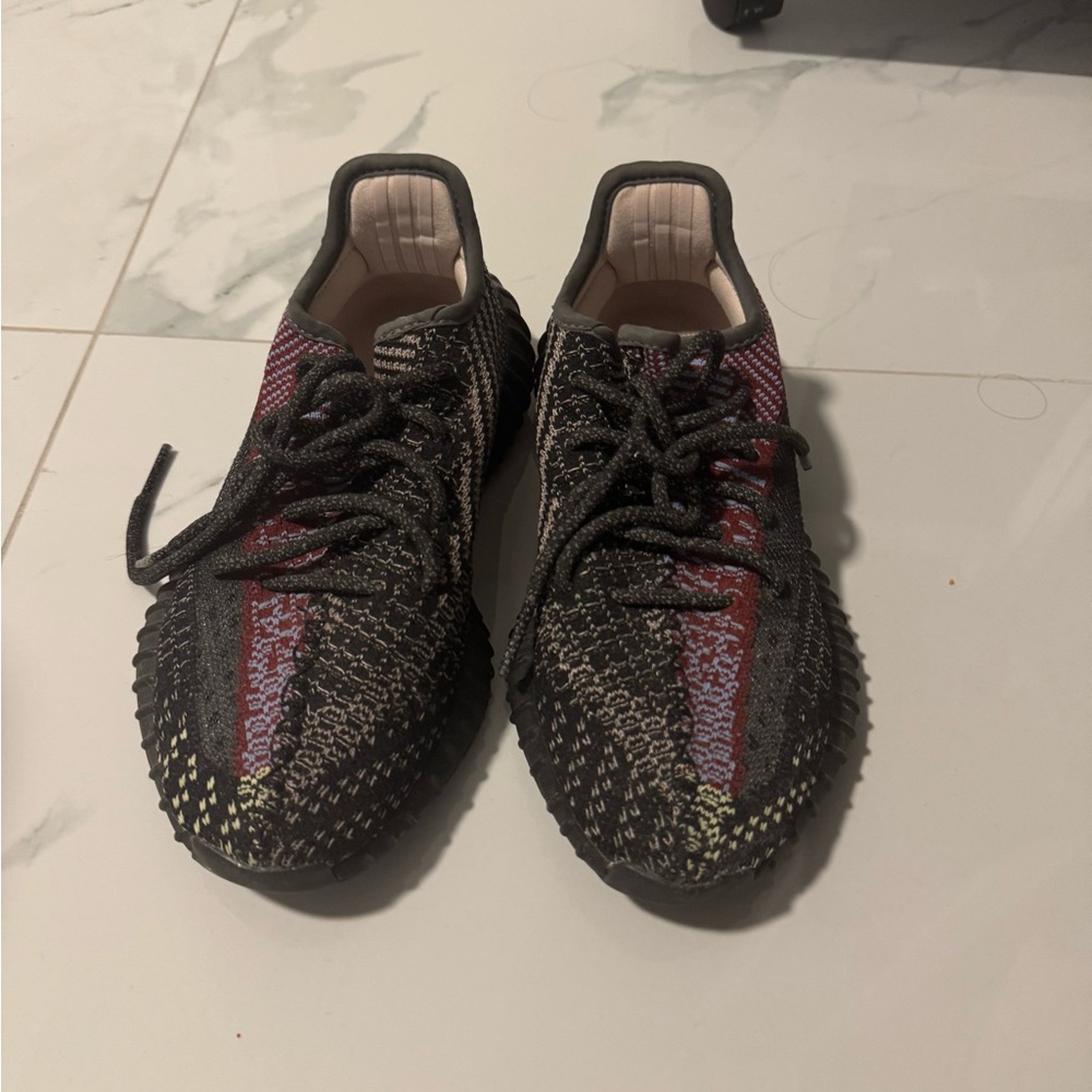 Yeezy Yecheil Reflective Sneakers size 4 1/2